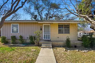 202 Forest St, Georgetown, TX 78626 - Photo 3