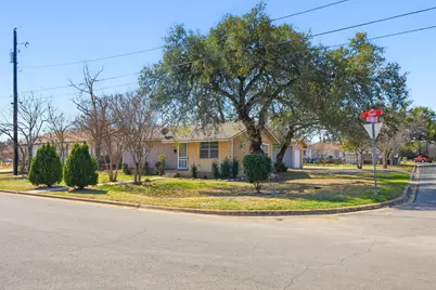 202 Forest Street, Georgetown, TX 78626 - Photo 35