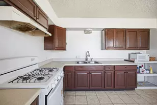 202 Forest St, Georgetown, TX 78626 - Photo 9