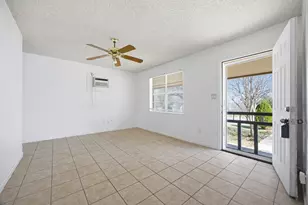 202 Forest St, Georgetown, TX 78626 - Photo 5