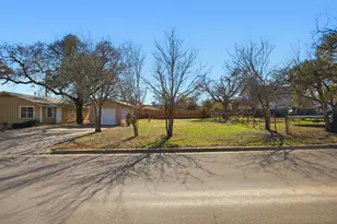 202 Forest St, Georgetown, TX 78626 - Photo 33