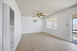 202 Forest St, Georgetown, TX 78626 - Photo 15