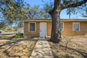 202 Forest St, Georgetown, TX 78626 - Photo 23