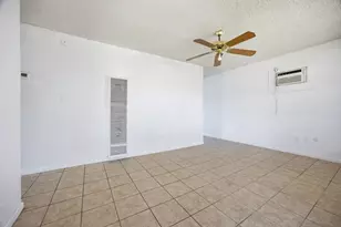 202 Forest St, Georgetown, TX 78626 - Photo 3