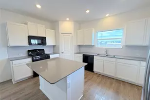 224 Canley Loop, Hutto, TX 78634 - Photo 11