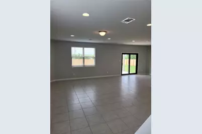 131 Wild Wind Cove, Jarrell, TX 76537 - Photo 7