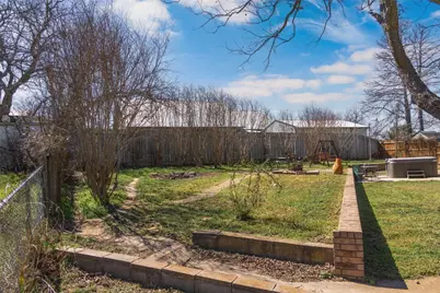 1811 Saylor Street, Goldthwaite, TX 76844 - Photo 11