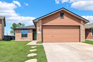 13508 Sierra Wind Ln, Elgin, TX 78621 - Photo 1