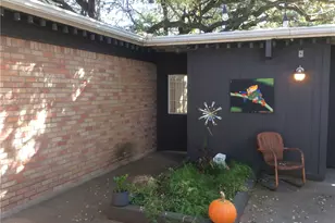 2416 S 5th St, Austin, TX 78704 - Photo 33