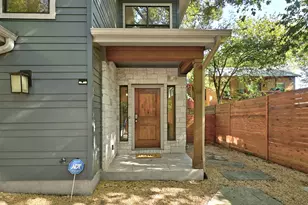 610 Fletcher St, Austin, TX 78704 - Photo 3