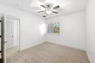 610 Fletcher St, Austin, TX 78704 - Photo 21