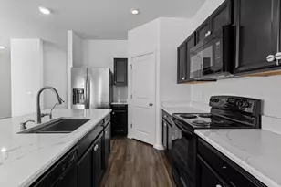 151 Shiro Dr, Kyle, TX 78640 - Photo 11