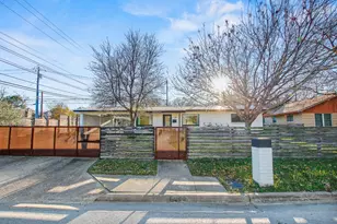 1723 Fawn Dr, Austin, TX 78741 - Photo 3