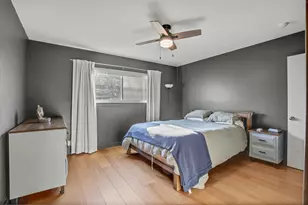 1723 Fawn Dr, Austin, TX 78741 - Photo 19