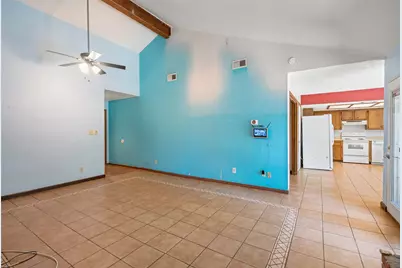 102 Chaparral Street, San Marcos, TX 78666 - Photo 5