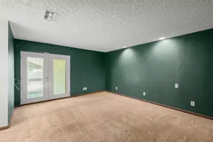 102 Chaparral St, San Marcos, TX 78666 - Photo 11