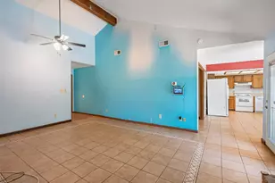 102 Chaparral St, San Marcos, TX 78666 - Photo 5