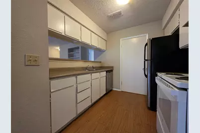 11900 Alpheus Avenue #B, Austin, TX 78759 - Photo 5
