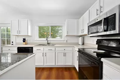 13317 Alysheba Drive, Del Valle, TX 78617 - Photo 11