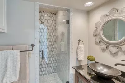 528 Lighthouse Drive Drive #6, Horseshoe Bay, TX 78657 - Photo 7