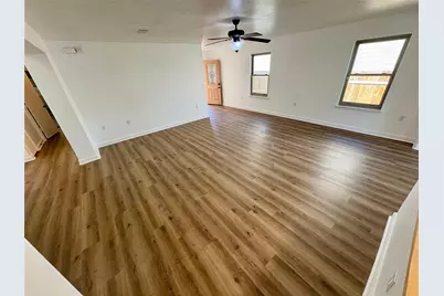 8003 Bannock Lane, Austin, TX 78747 - Photo 7