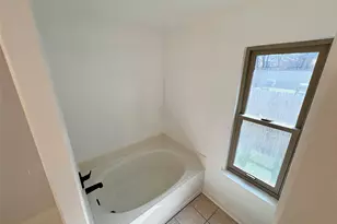 8003 Bannock Ln, Austin, TX 78747 - Photo 27