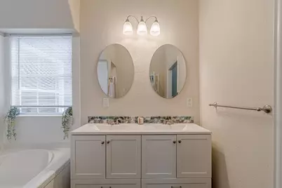 560 Persimmon Pass, Fischer, TX 78623 - Photo 15