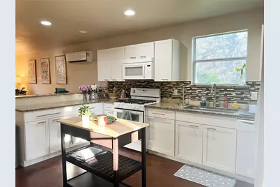 809-811 Perkins Street, San Marcos, TX 78666 - Photo 7