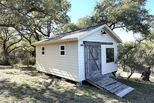 182 Belle Dr, Wimberley, TX 78676 - Photo 29