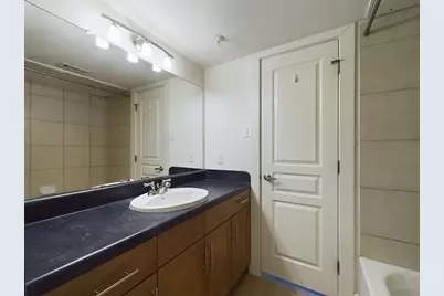 711 W 32nd Street #143, Austin, TX 78705 - Photo 25