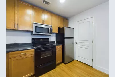 711 W 32nd Street #143, Austin, TX 78705 - Photo 13