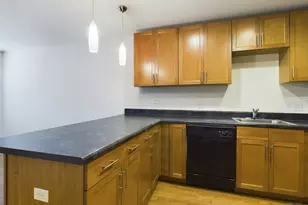 711 W 32nd St, Austin, TX 78705 - Photo 11