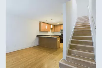 711 W 32nd Street #143, Austin, TX 78705 - Photo 7