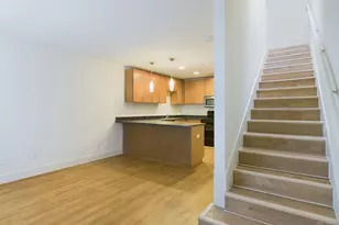 711 W 32nd St, Austin, TX 78705 - Photo 7