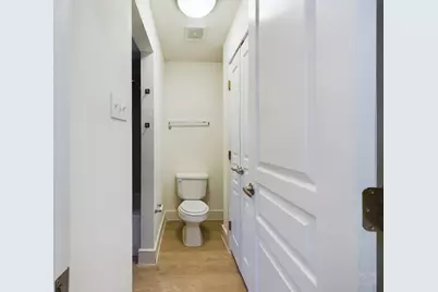 711 W 32nd Street #143, Austin, TX 78705 - Photo 21