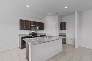 108 Ragnar Dr, Jarrell, TX 76537 - Photo 11