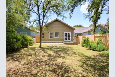 2404 Independence Drive, Austin, TX 78745 - Photo 23
