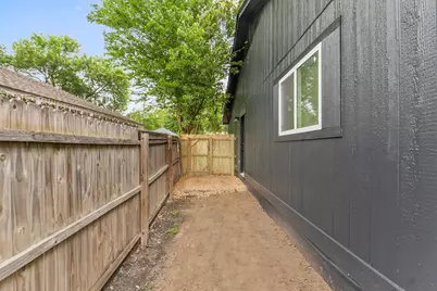 8203 Colony Loop Drive, Austin, TX 78724 - Photo 37