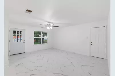 8203 Colony Loop Drive, Austin, TX 78724 - Photo 5