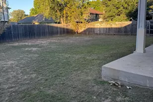 612 Blair Ave, Bastrop, TX 78602 - Photo 9