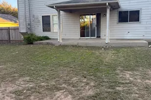 612 Blair Ave, Bastrop, TX 78602 - Photo 7