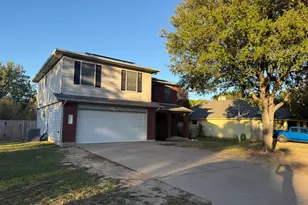 612 Blair Ave, Bastrop, TX 78602 - Photo 1