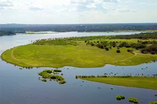 109 Cove Creek Dr, Spicewood, TX 78669 - Photo 17