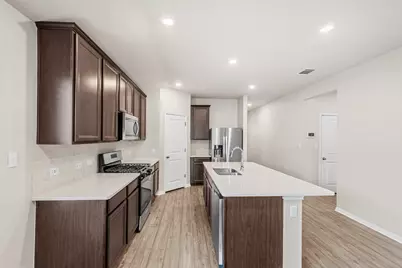 516 Loriner Way, Liberty Hill, TX 78642 - Photo 9