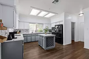 10116 Pinehurst Dr, Austin, TX 78747 - Photo 7