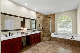 10116 Pinehurst Dr, Austin, TX 78747 - Photo 31