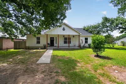 403 Lynch Street, Smithville, TX 78957 - Photo 3