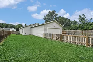 103 East St, Smithville, TX 78957 - Photo 15