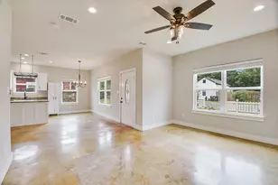 103 East St, Smithville, TX 78957 - Photo 5