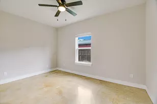103 East St, Smithville, TX 78957 - Photo 19